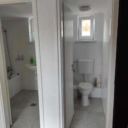 Garami Porta Apartment *