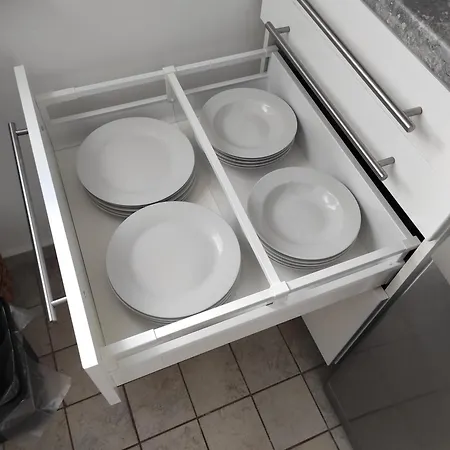 Garami Porta *