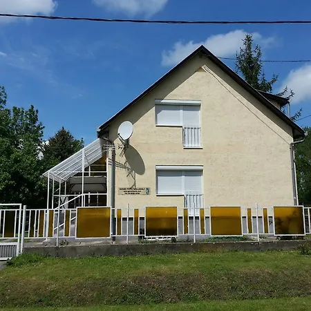 Garami Porta *